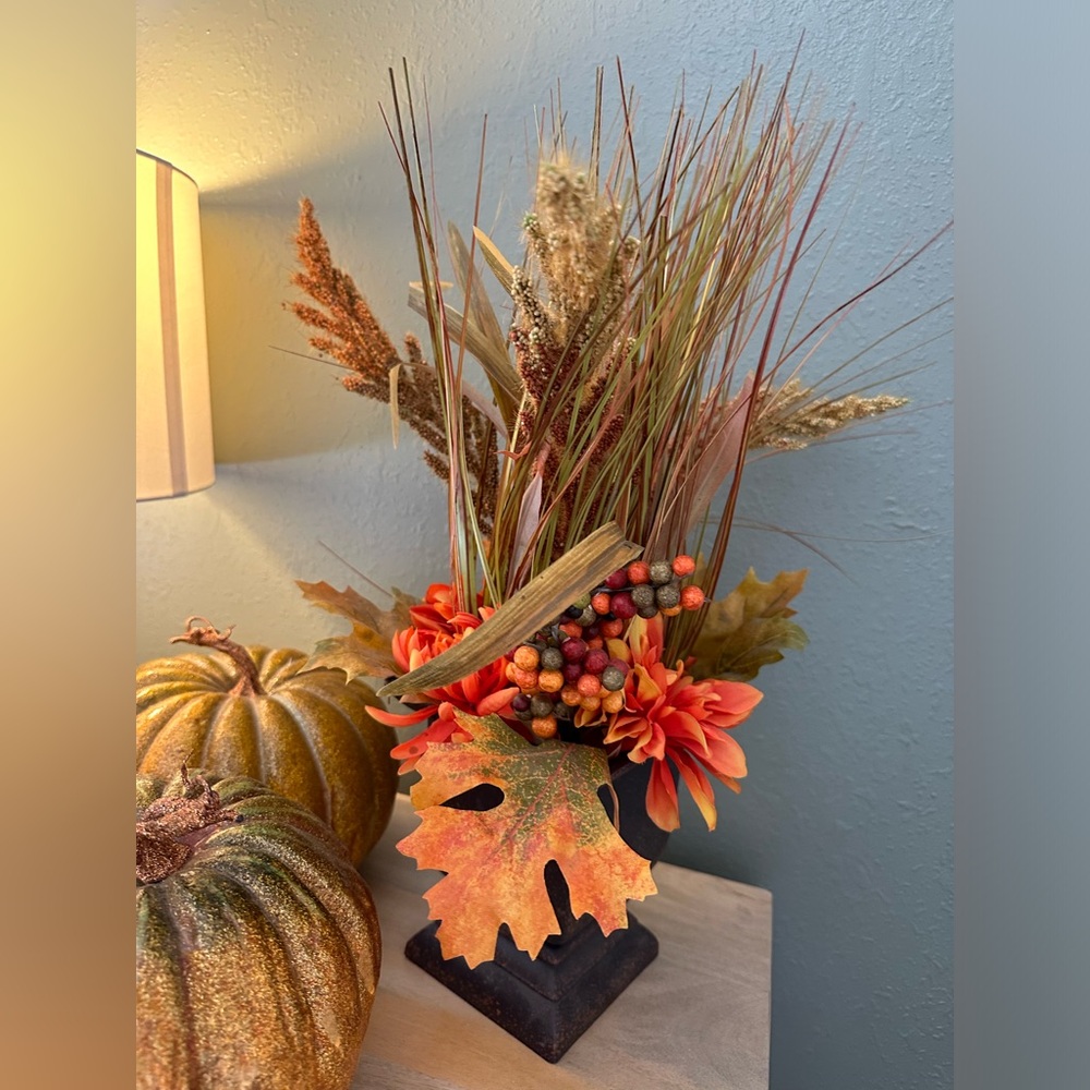 Fall Decor Lot - Picture 3 of 3